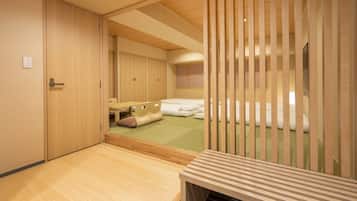 Free WiFi, bed sheets, wheelchair access