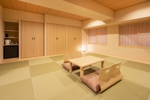 Free WiFi, bed sheets, wheelchair access - karaksa hotel TOKYO STATION (Tokyo)