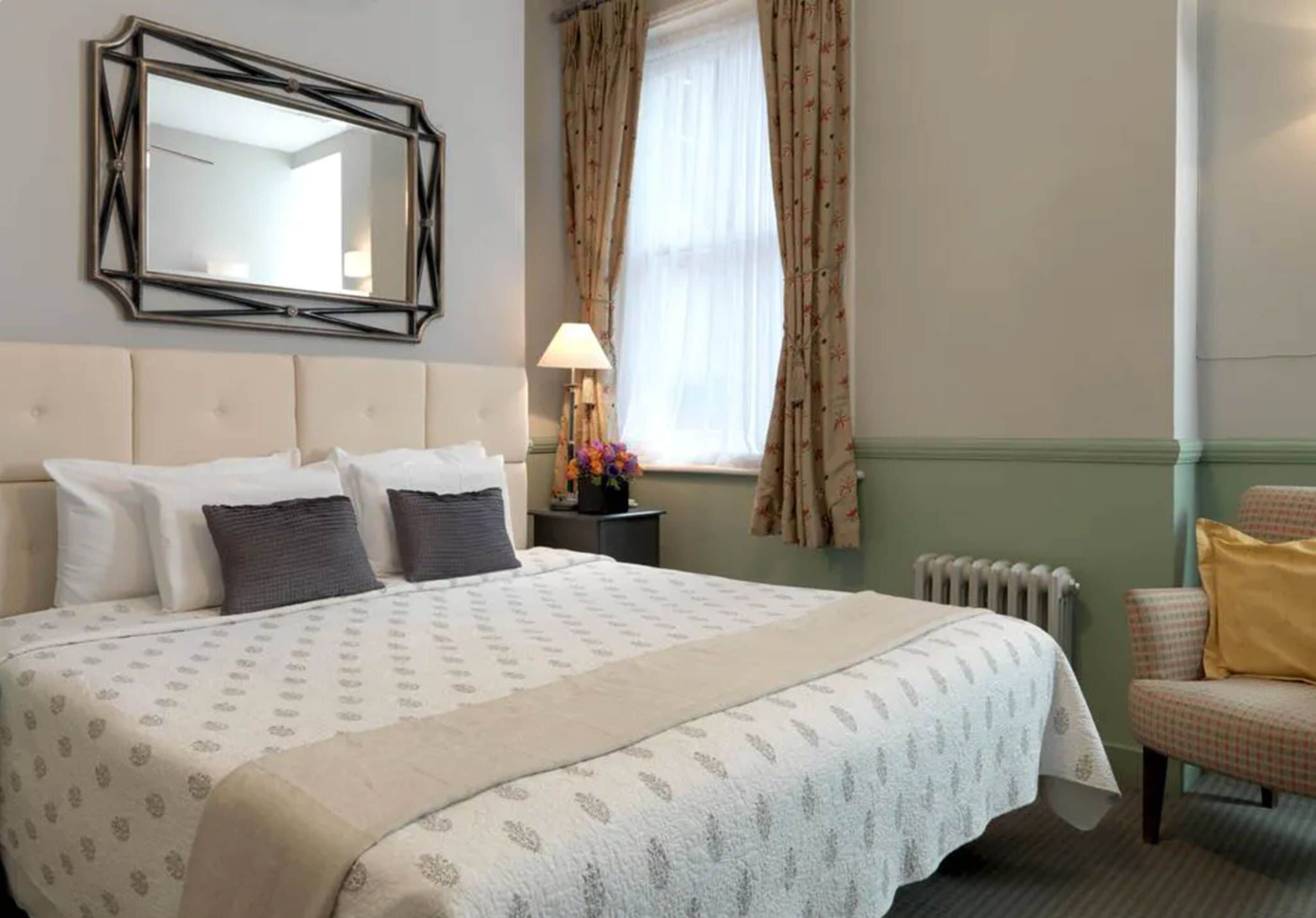 Photo - Fielding Hotel