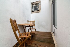Terrace/patio - Alfama Deluxe Apartment (Lisbon)