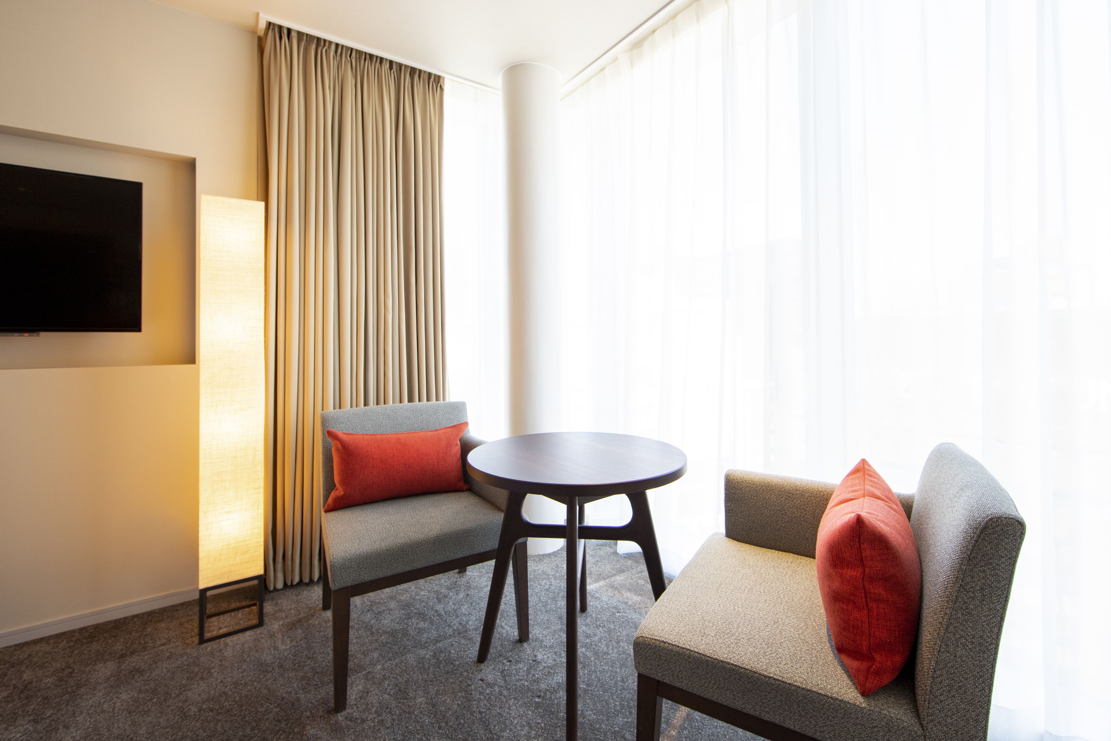 executive twin room, high floor (2 twin beds) | desk, soundproofing, iron/ironing board, free wifi