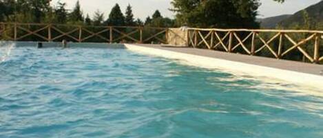 Seasonal outdoor pool