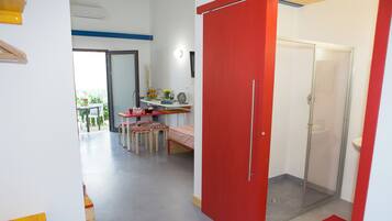 Quadrupla familiare | Minibar, con stile personalizzato, con arredamento individuale