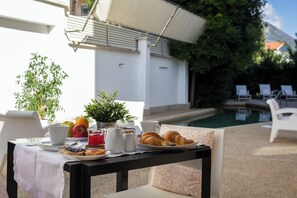 Daily buffet breakfast for a fee - Guest House del Conte (Fondi)