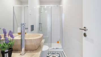 Apartment, 1 Bedroom | Bathroom