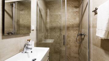 Apartment, 1 Bedroom | Bathroom | Shower, free toiletries, hair dryer, towels