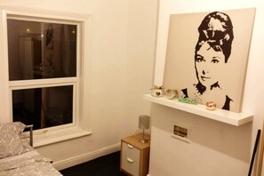 House, 4 Bedrooms, Non Smoking
