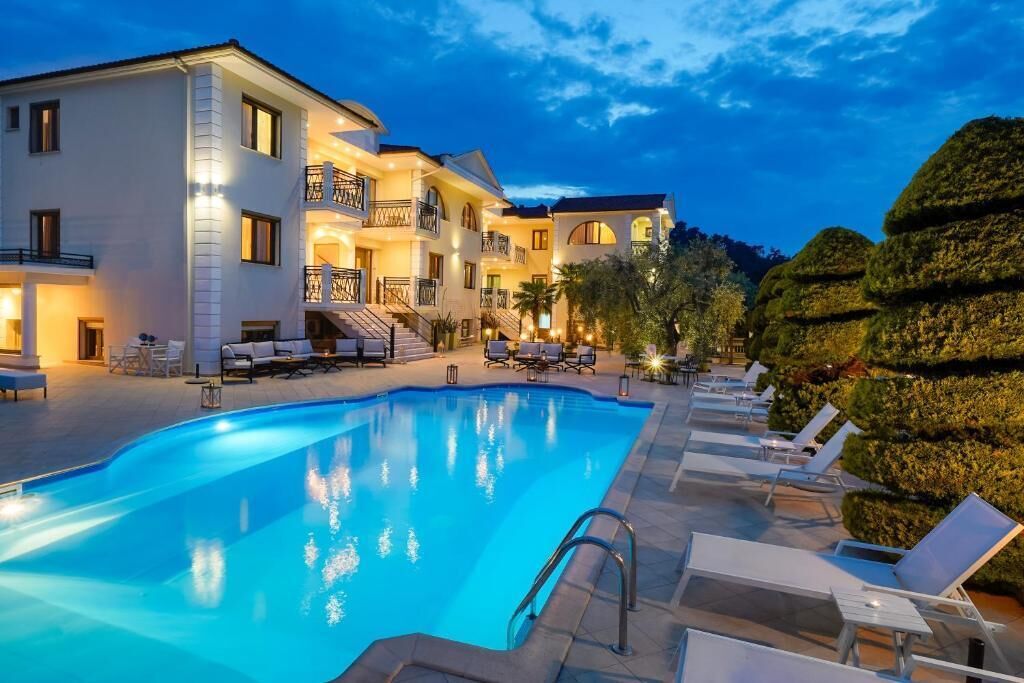 季節性室外泳池