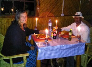 Dining - GREEN HOME COTTAGES AND CAMPSITE (Fort Portal)