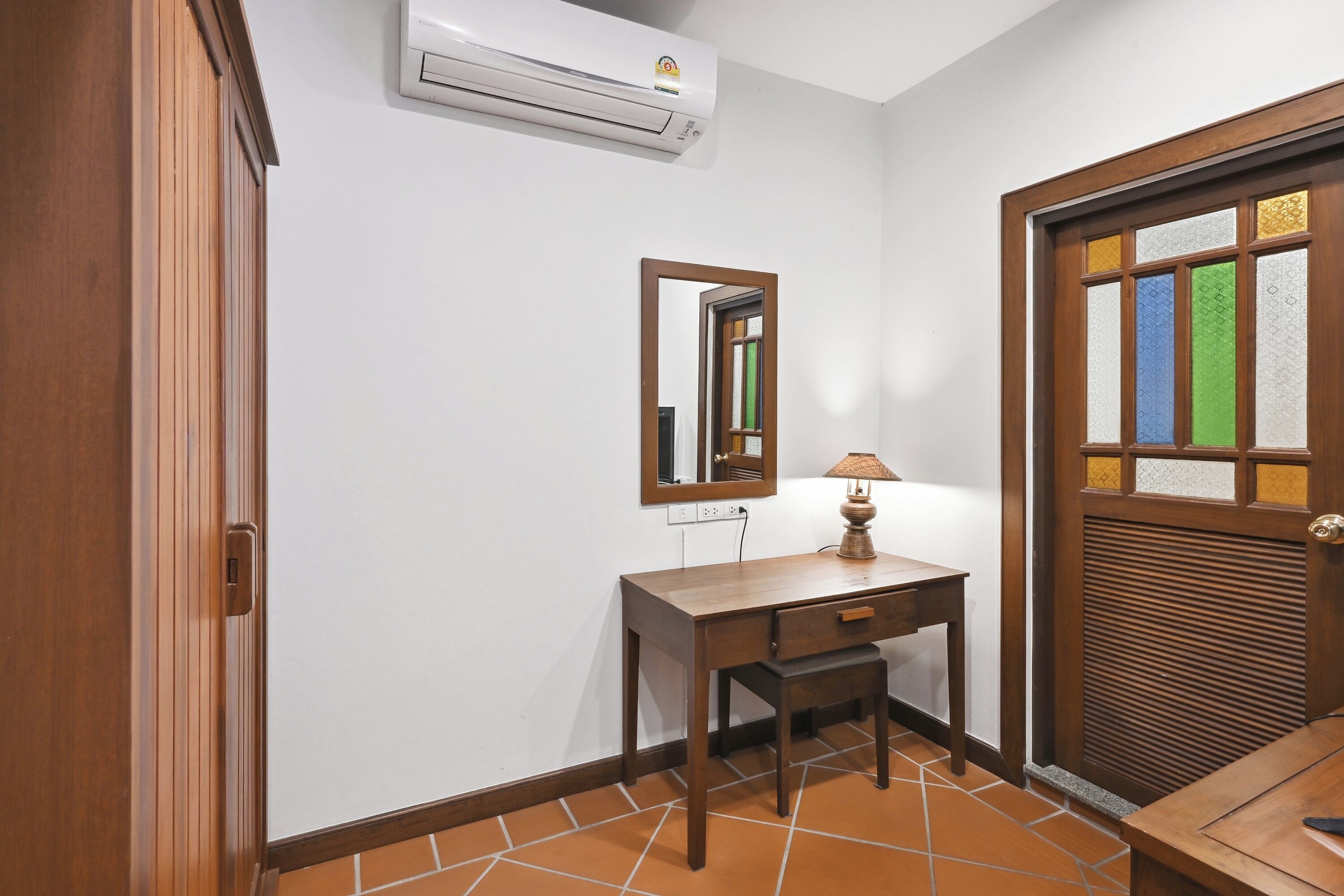 superior room, mountain view | living area | flat-screen tv