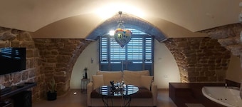 Lighthouse suite