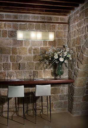 Interior detail - Lighthouse suite (Acre)