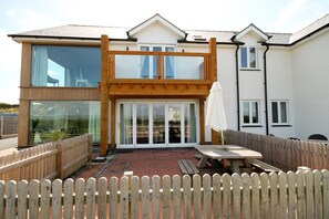 Exterior - Cambrian View (Aberystwyth)