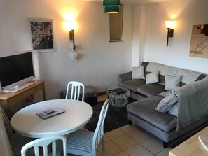 Televisor de pantalla plana 