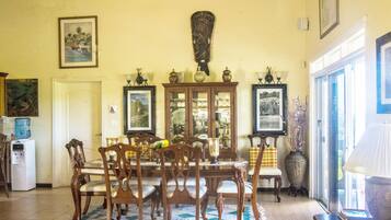 Luxury Villa Ocean View,5 Bedrooms | Servicio a la habitación