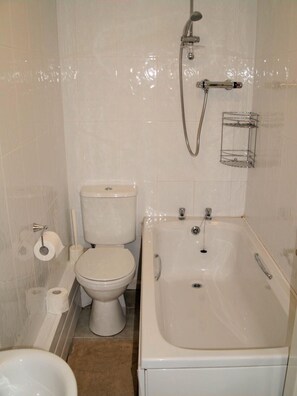 Chambre double | Salle de bain | Douche