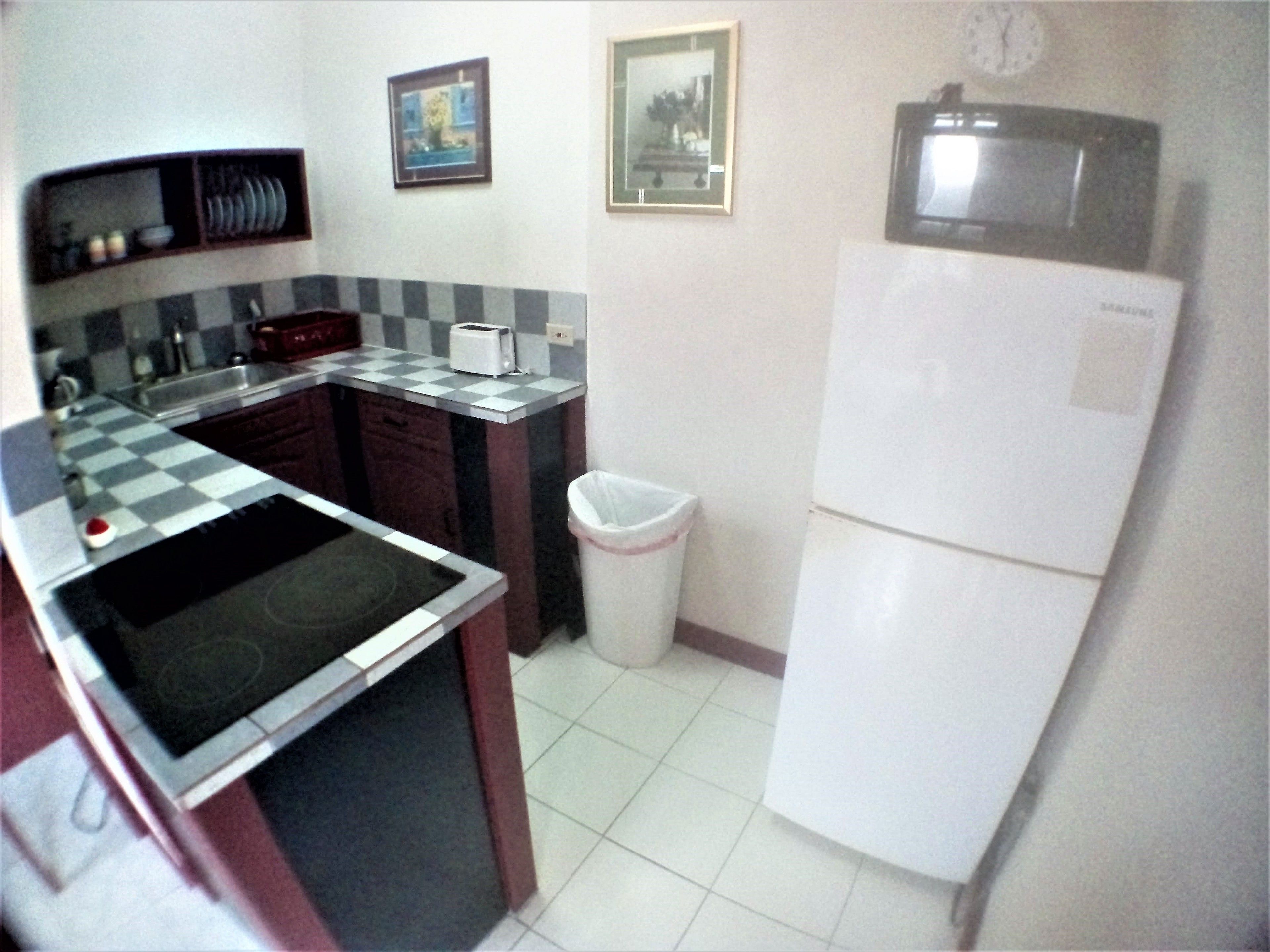 studio 1 | private kitchen | fridge, microwave, stovetop, coffee/tea maker