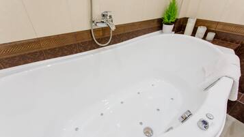 Bain à remous privé