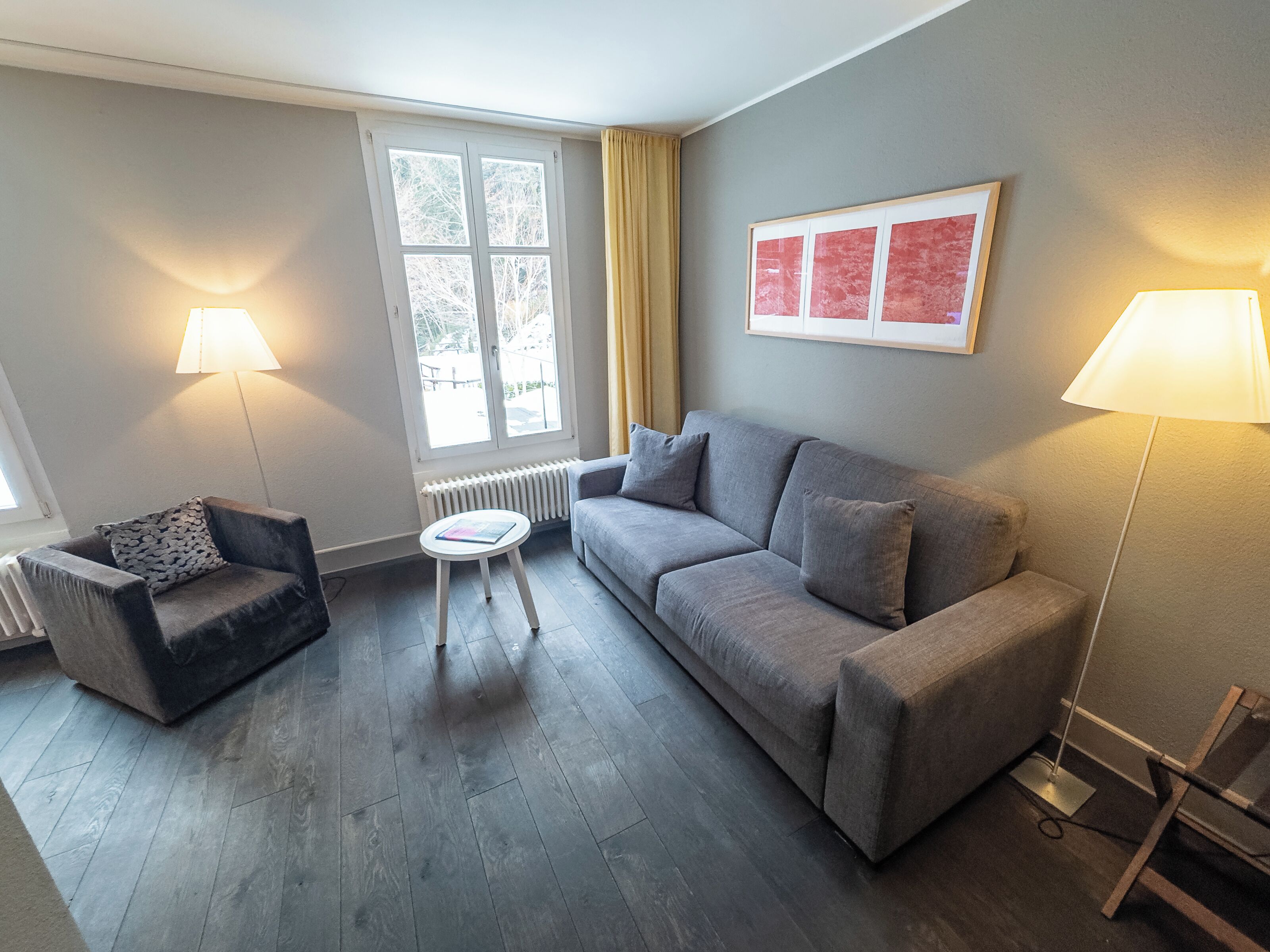 junior suite, mountain view | living area