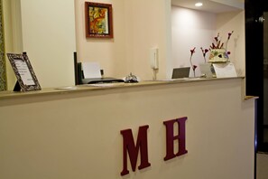 Reception - Mercury Home Hotel Room&Breakfast (Naples)