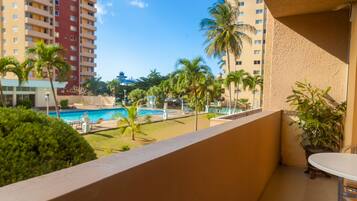 Family Condo, Non Smoking | Outdoor pool | Outdoor pool, pool umbrellas, sun loungers