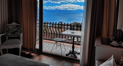 Assos Longevity Hotel