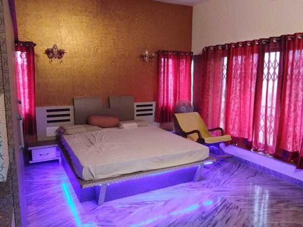 4 chambres, fer et planche Ă repasser, draps fournis