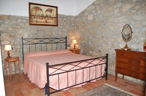 2 camere, ferro/asse da stiro, Wi-Fi