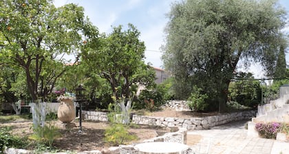 House with garden on the French Riviera