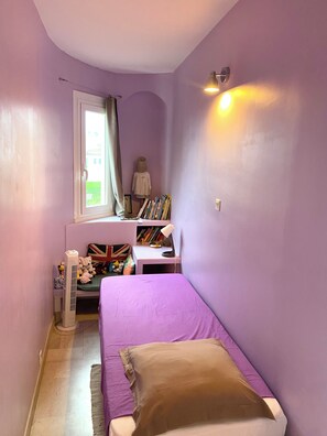 5 chambres, fer et planche à repasser, Wi-Fi gratuit, draps fournis