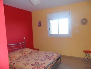 3 habitaciones, tabla de planchar con plancha y wifi gratis