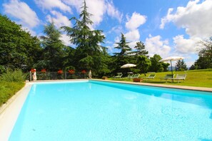Infinity-Pool