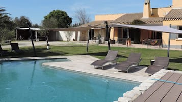 Utomhuspool