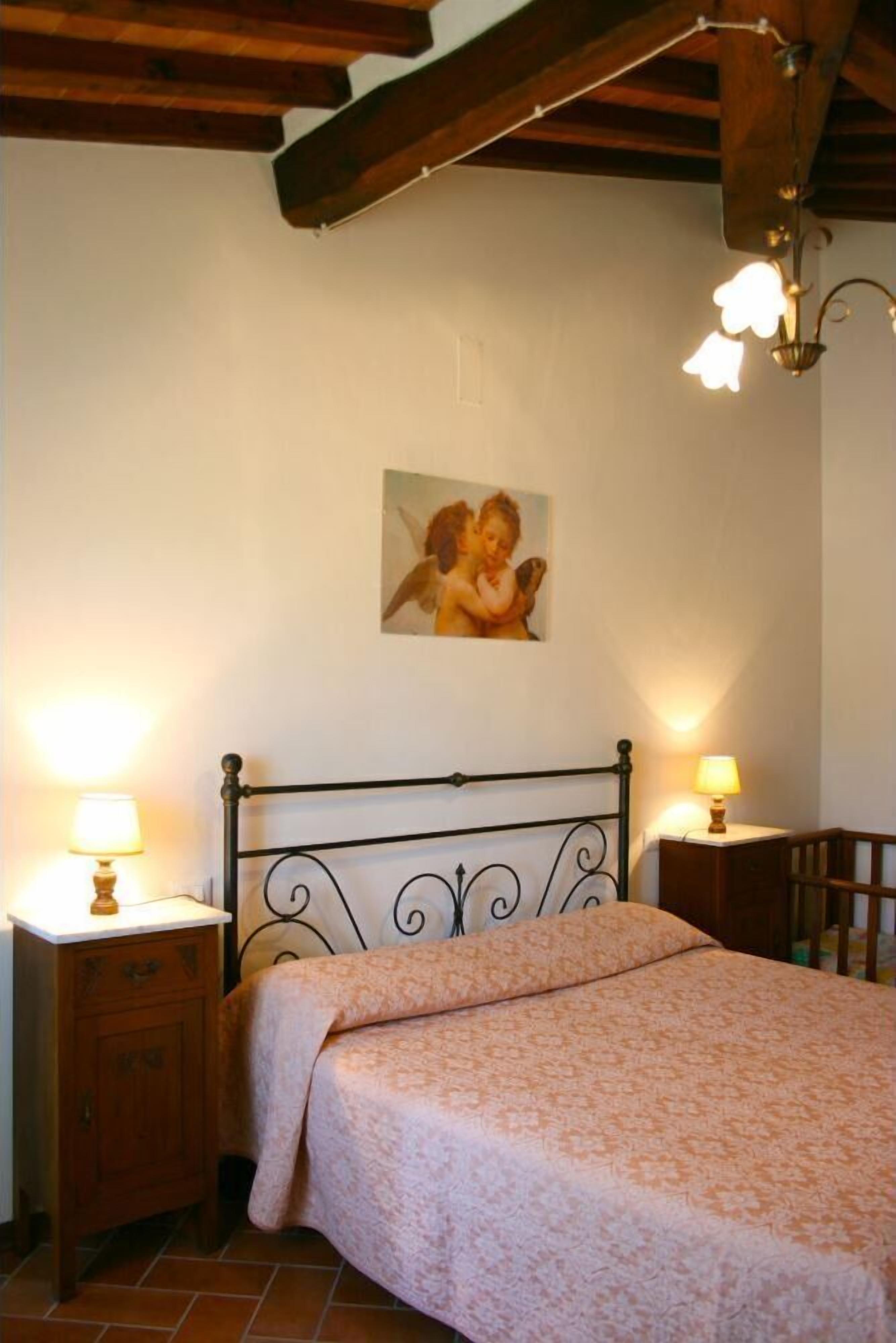 3 bedrooms, iron/ironing board, WiFi