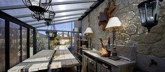 Oasis 2 Litet paradis i Provence, stor terrass och pool 