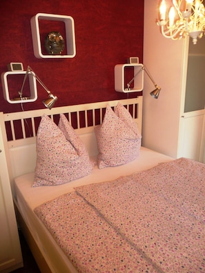 1 soveværelse, sengetøj