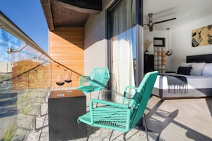 Two-Bedroom Apartment with Balcony | Balcony