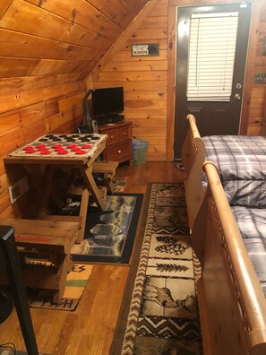 1 chambre, fer et planche à repasser, accès au Wi-Fi (inclus)