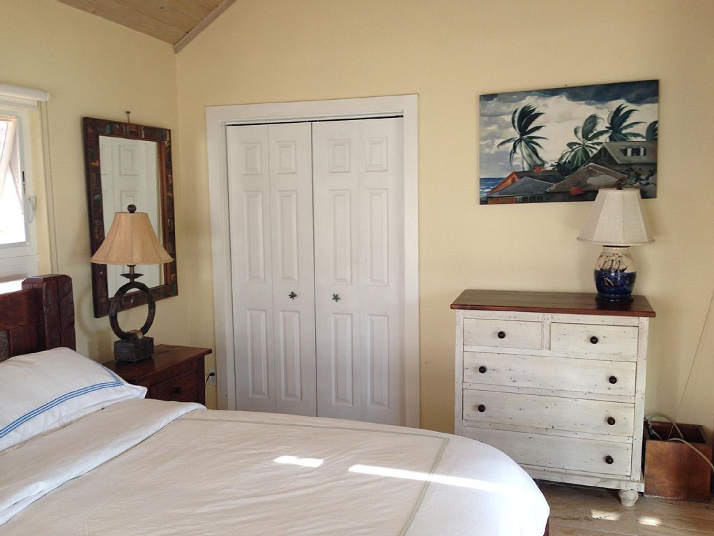 2 slaapkamers, een strijkplank/strijkijzer, reisbedje, gratis wifi