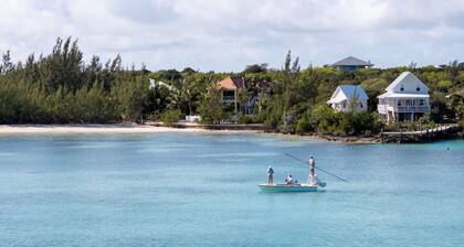 Penthouse, Beachfront on Coco Bay