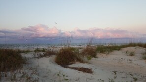 Beach nearby, sun loungers, beach towels