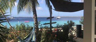 Spectacular ocean front villa directely on Playa Lechi ! 8 min walk to town.