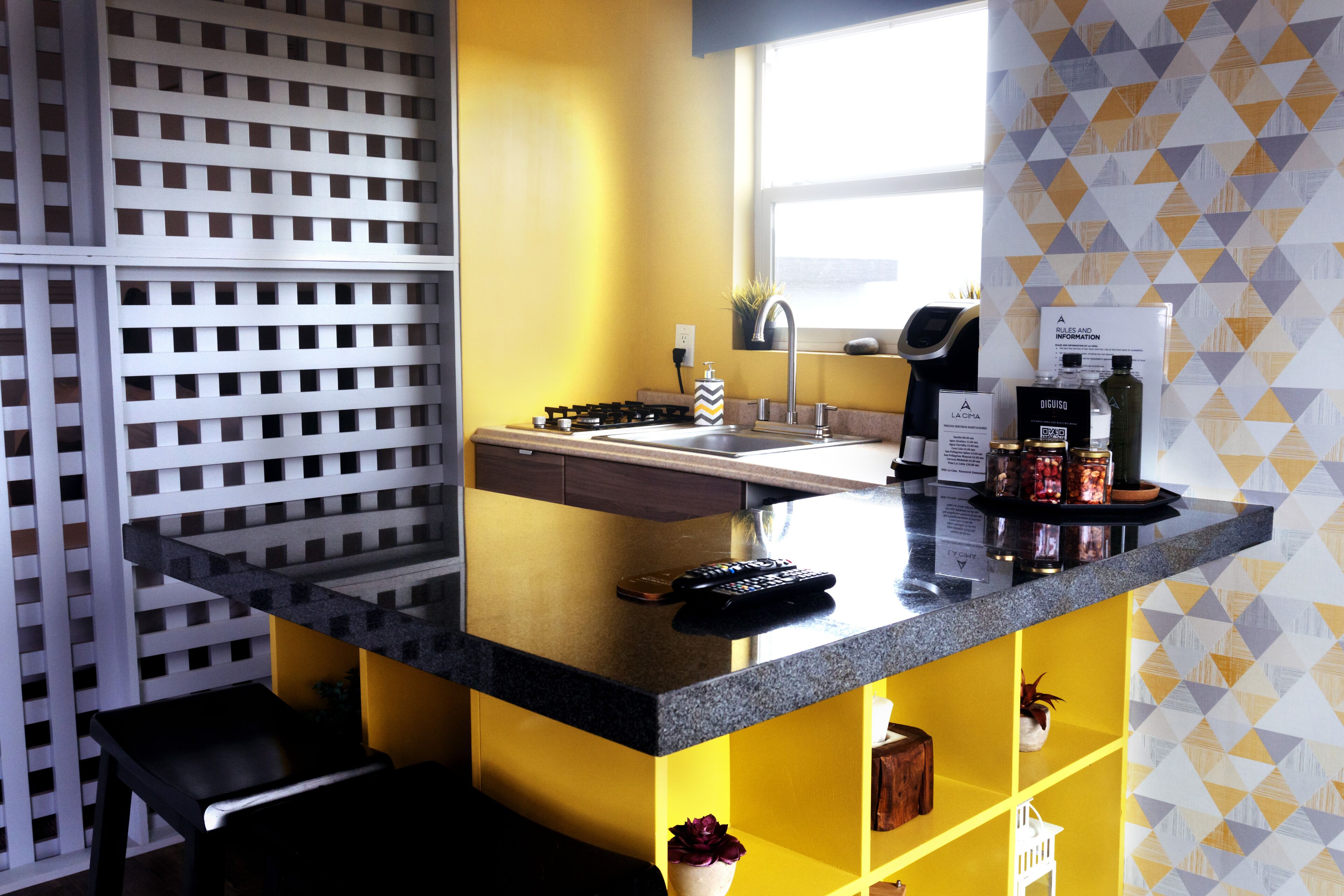 junior suite, 1 queen bed, kitchenette | 1 bedroom, frette italian sheets, premium bedding, down duvets