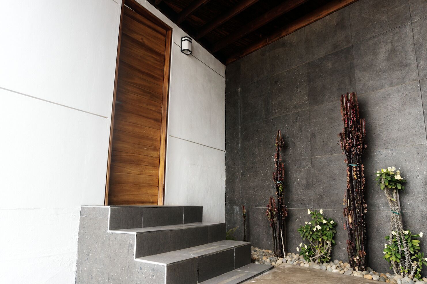 premium suite, 3 bedrooms, vineyard view | 1 bedroom, frette italian sheets, premium bedding, down duvets