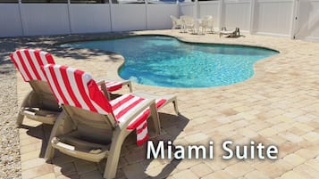 Piscine extérieure, piscine chauffée