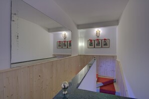 Interior - ZANIPOLO Marco~canal (Venezia)