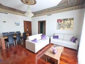 Fernseher, DVD-Player