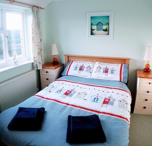 3 bedrooms, iron/ironing board, travel cot, free WiFi