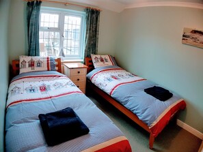 3 bedrooms, iron/ironing board, travel crib, free WiFi