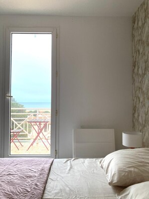 3 bedrooms, iron/ironing board, free WiFi